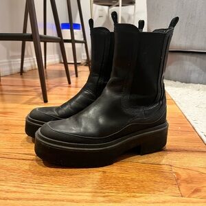 Sam Edelman circuit platform Chelsea boot 6.5